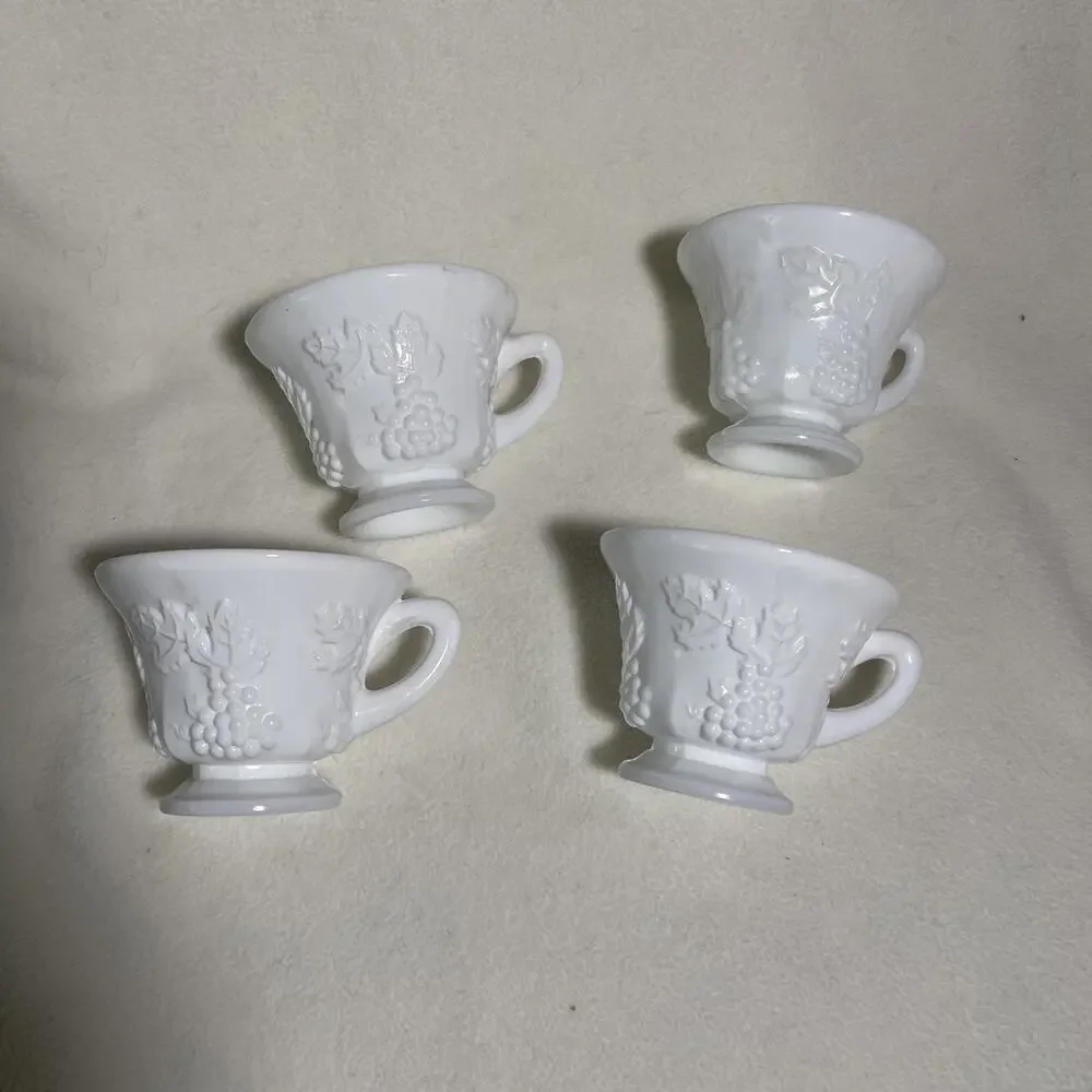 LOT of 4 VINTAGE White Milk Glass Indiana Colony Harvest Grape Pedestal Cups